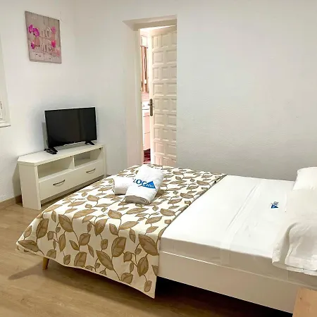 Silvia Locdenia Chalet