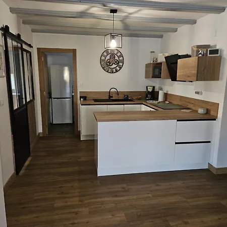 Silvia Locdenia Chalet Denia